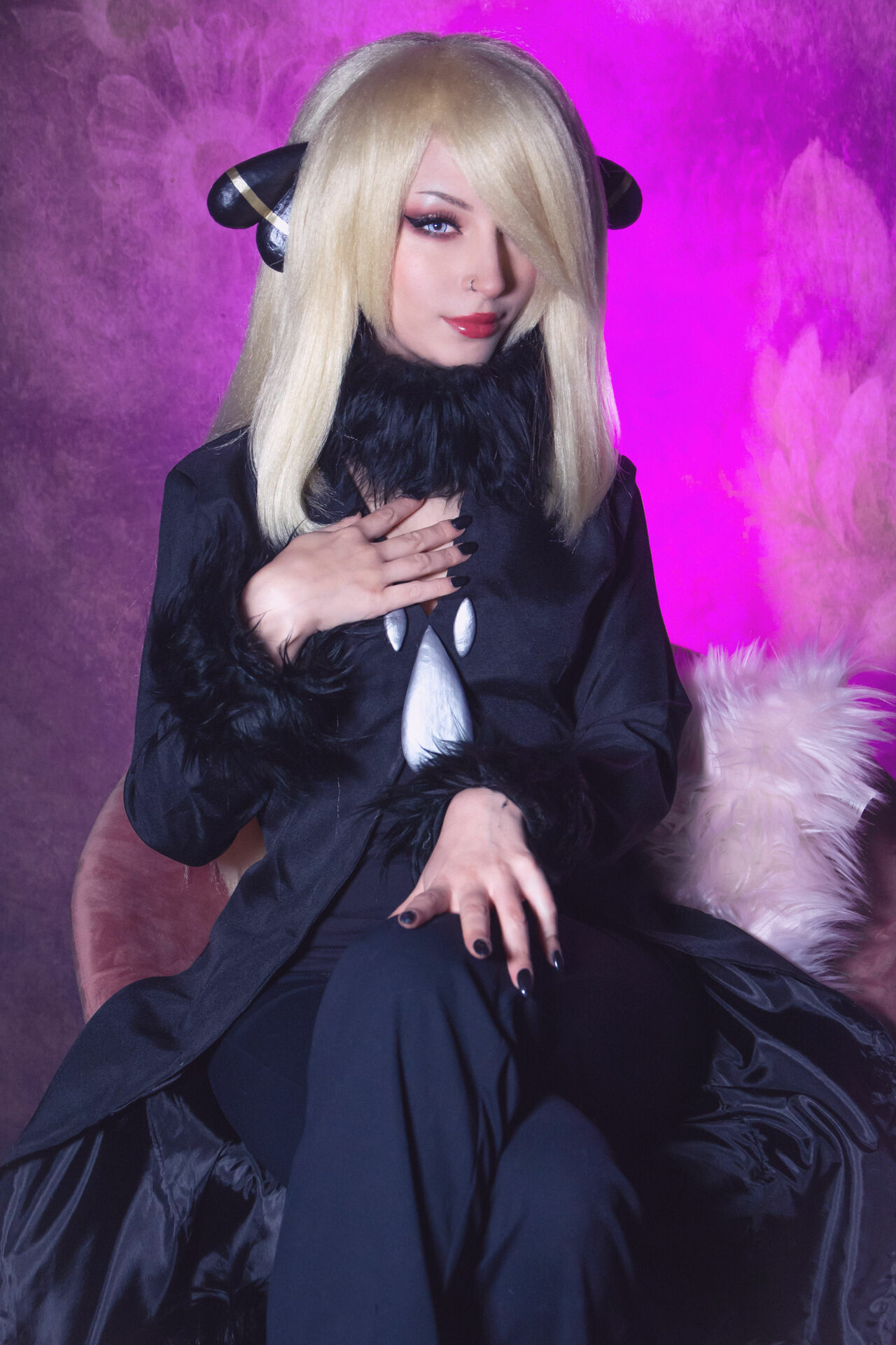 ShiroKitsune - Cynthia (Pokemon)homemade pics